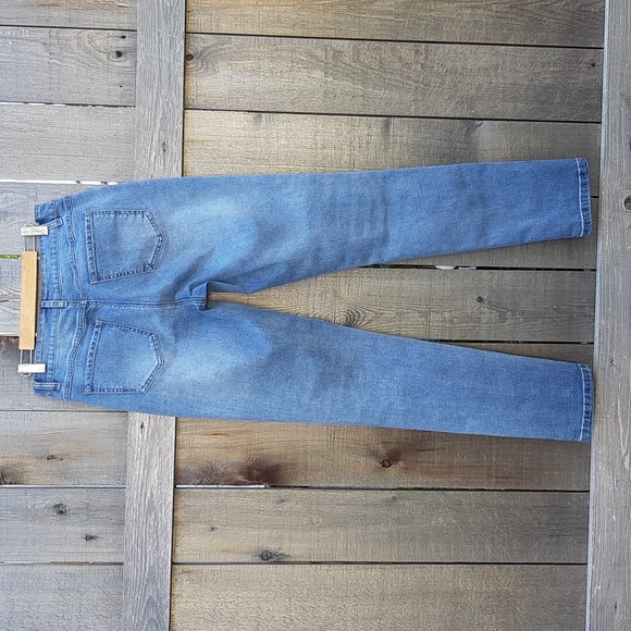 Tribal Women's Embroidered Boyfriend cut Skinny Medium Waist Jeans Size 4 - Picture 2 of 12